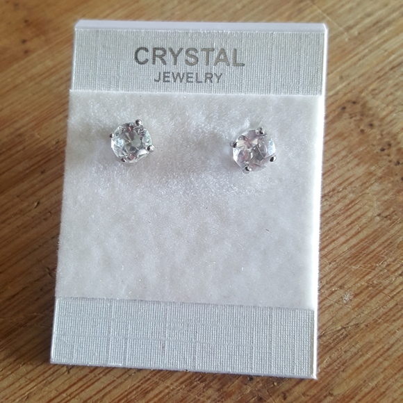 CZ (zirconia) silver studs sold on title - Picture 3 of 6